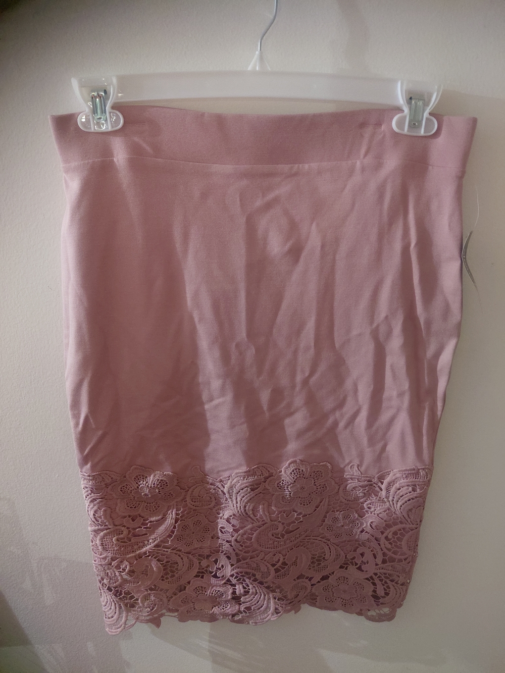 Women's Dusty Rose Lace Hem Pencil Skirt
